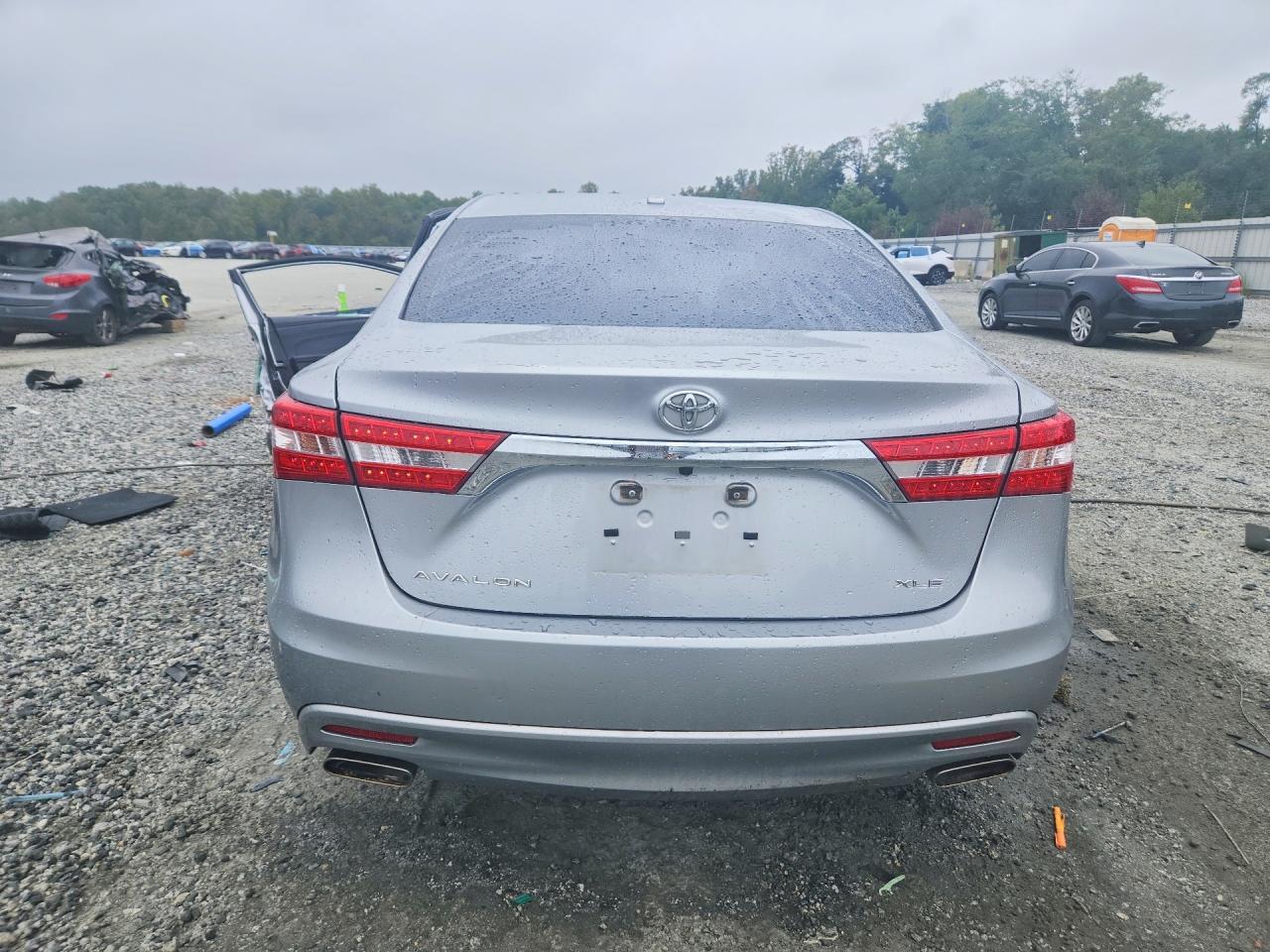 2015 TOYOTA AVALON XLE TOURING — Фото 6 из 12