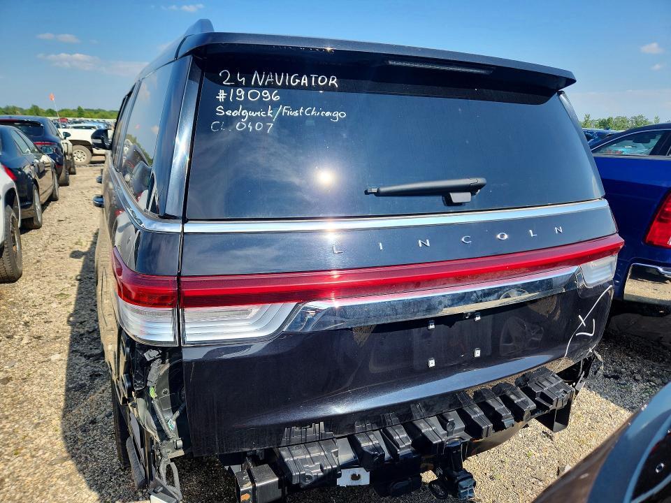 2024 LINCOLN NAVIGATOR L — Фото 6 из 14
