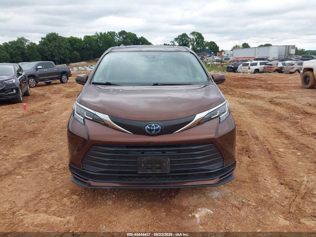 5TDBSKFC7MS010205 2021 TOYOTA SIENNA photo no. 12