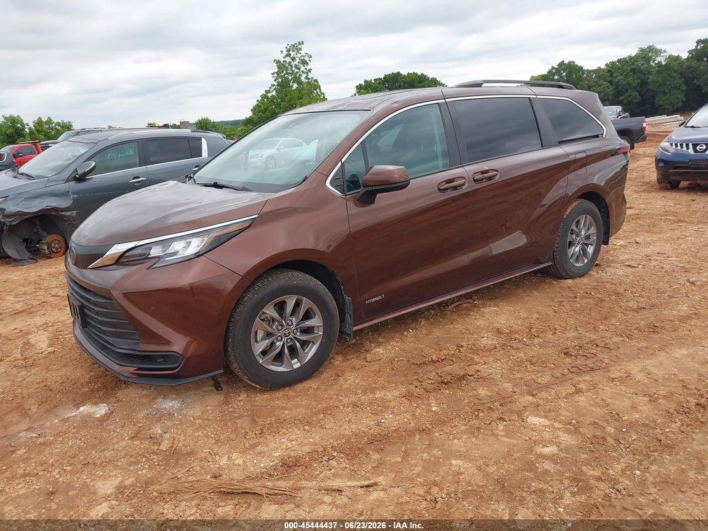 5TDBSKFC7MS010205 2021 TOYOTA SIENNA photo no. 2