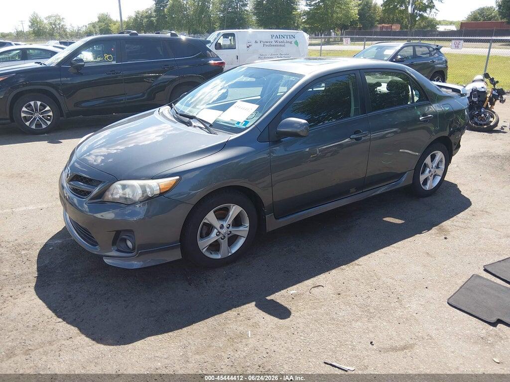 2T1BU4EE5CC903716 2012 TOYOTA COROLLA photo no. 2
