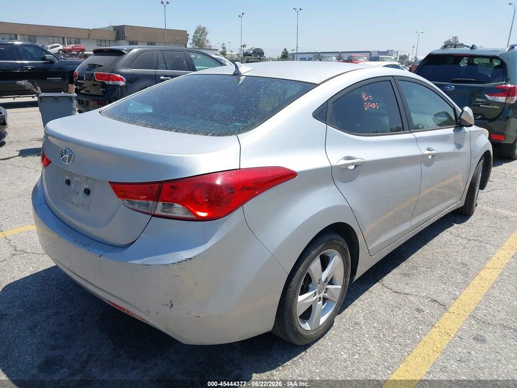 5NPDH4AE3DH338089 2013 HYUNDAI ELANTRA photo no. 4