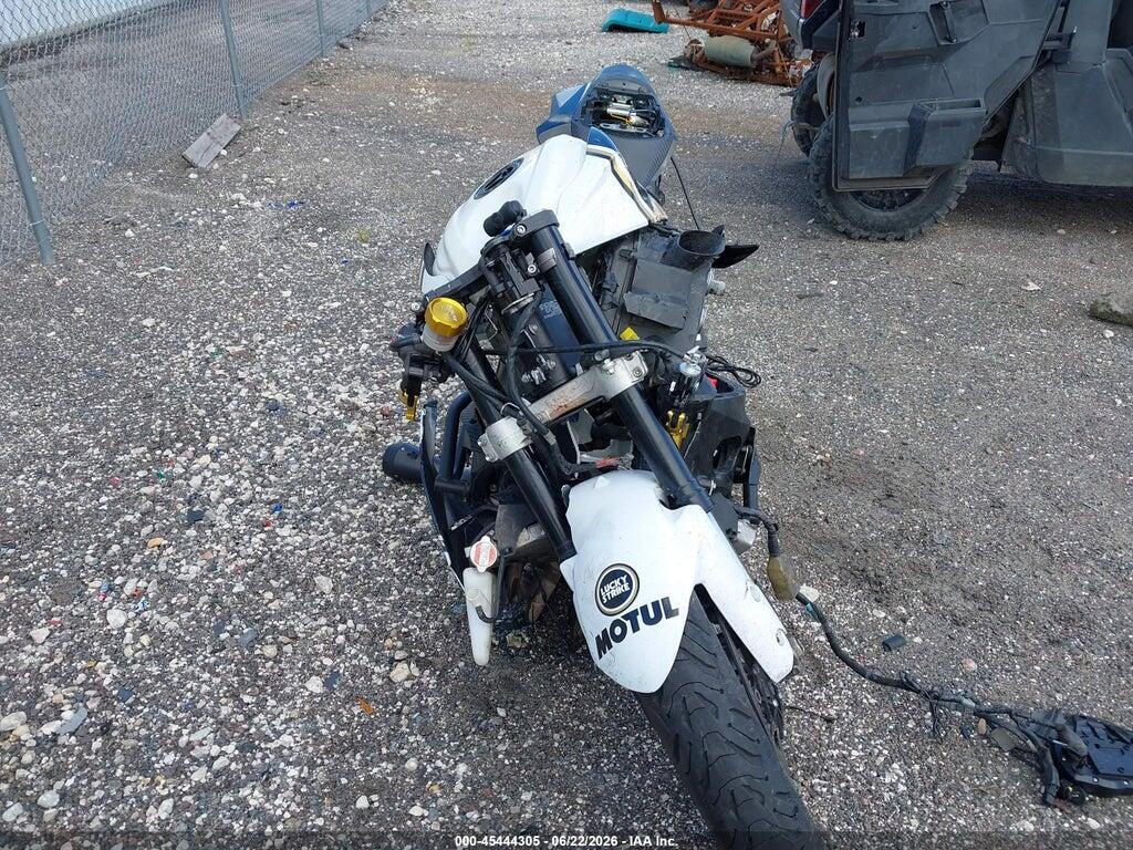 JS1GN7FA7B2102745 2011 SUZUKI GSX-R600 photo no. 5
