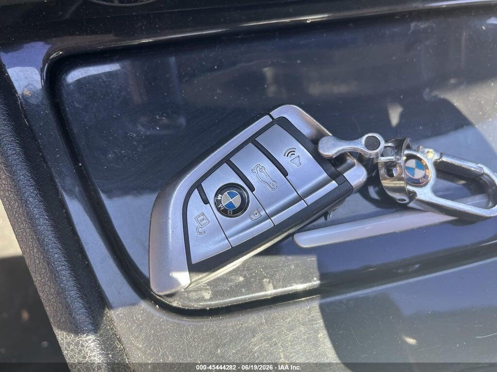WBASN4C58AC209184 2010 BMW 550I GRAN TURISMO photo no. 11