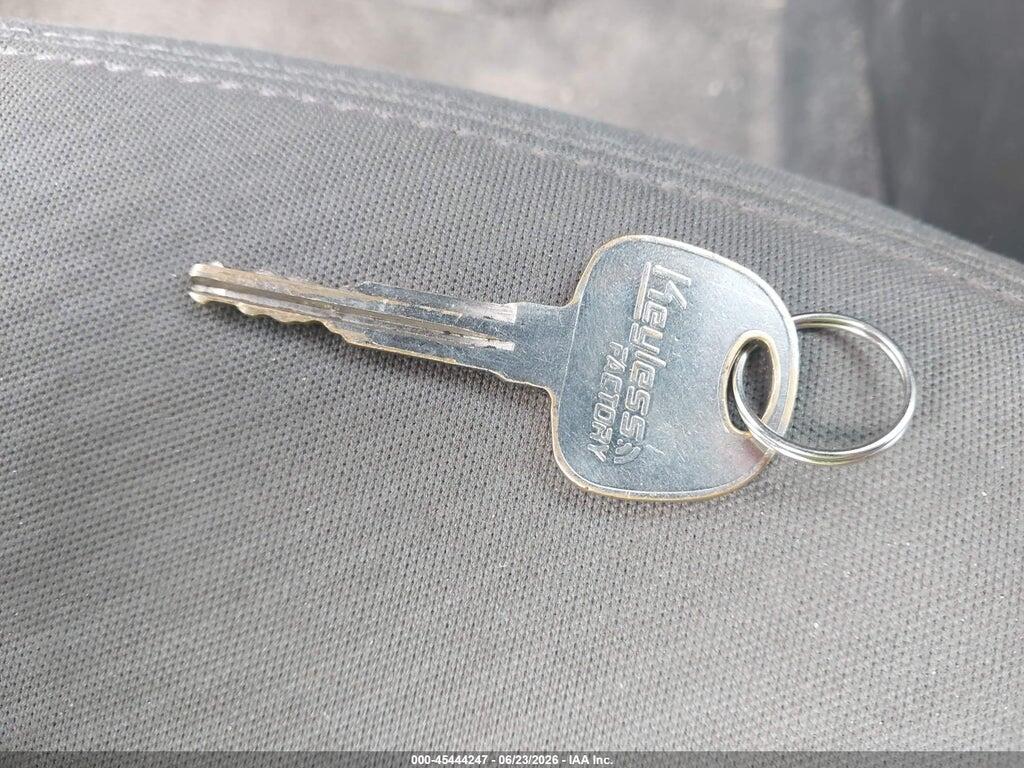5NPDH4AE3DH269243 2013 HYUNDAI ELANTRA photo no. 11