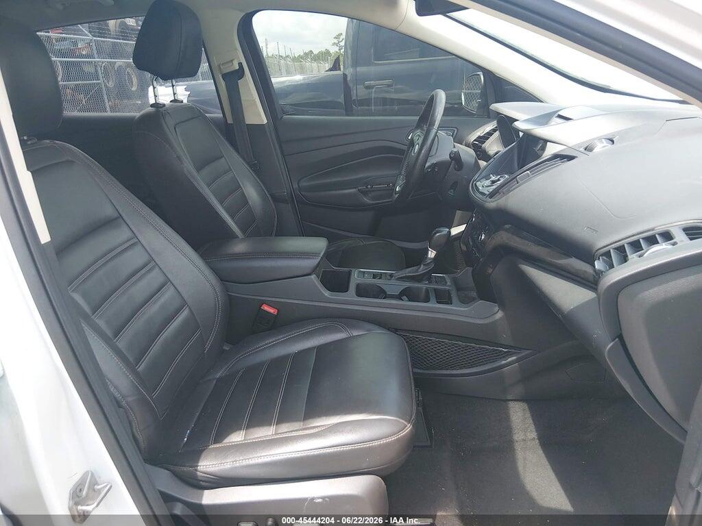 1FMCU9J95HUD07845 2017 FORD ESCAPE photo no. 5