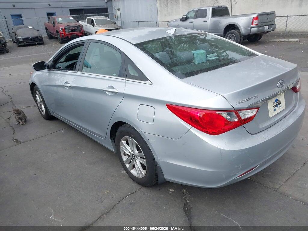 5NPEB4AC6DH702669 2013 HYUNDAI SONATA photo no. 3