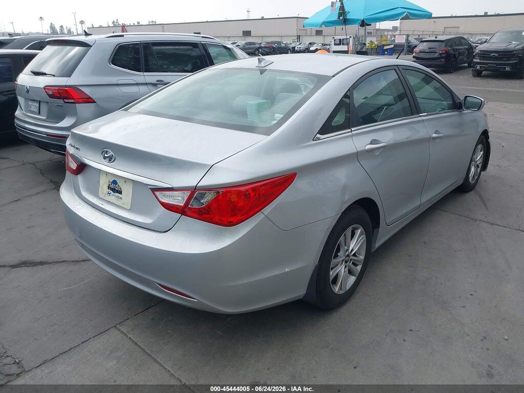 5NPEB4AC6DH702669 2013 HYUNDAI SONATA photo no. 4