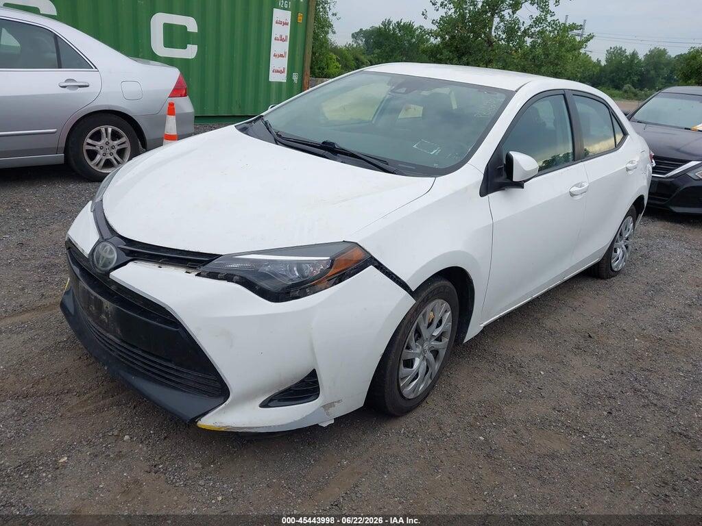 5YFBURHE5HP640255 2017 TOYOTA COROLLA photo no. 2