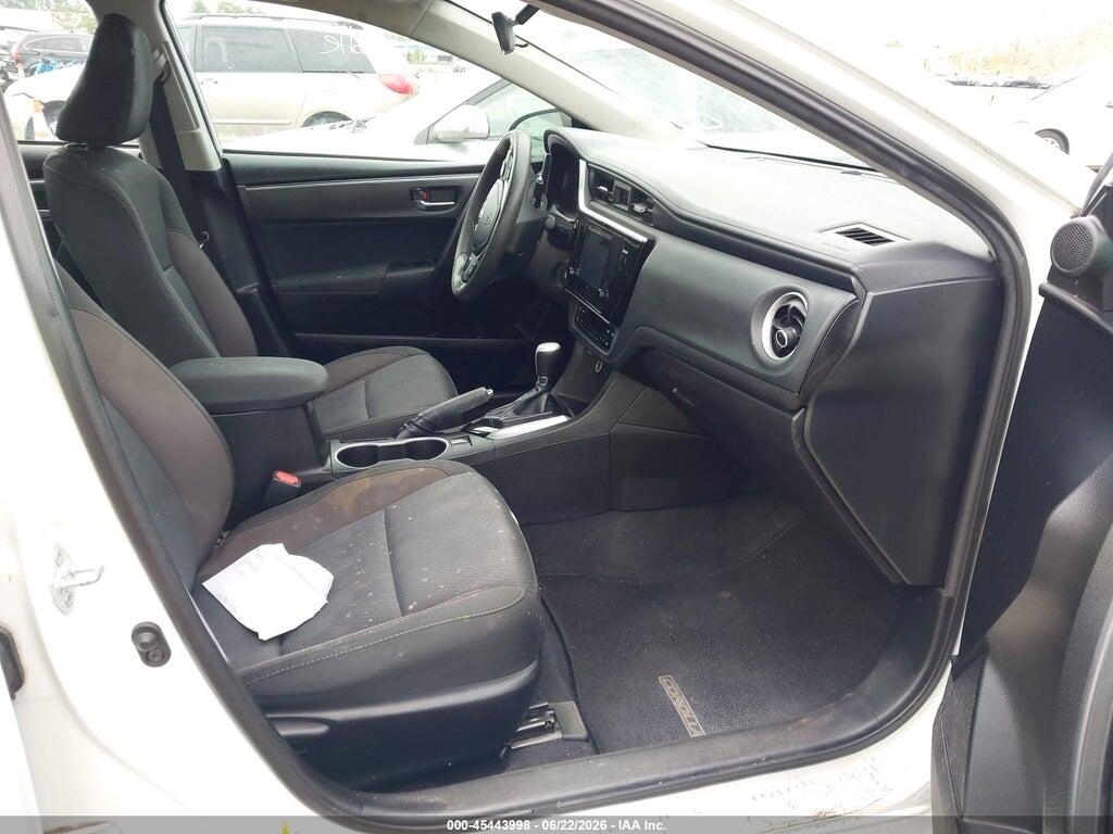 5YFBURHE5HP640255 2017 TOYOTA COROLLA photo no. 5