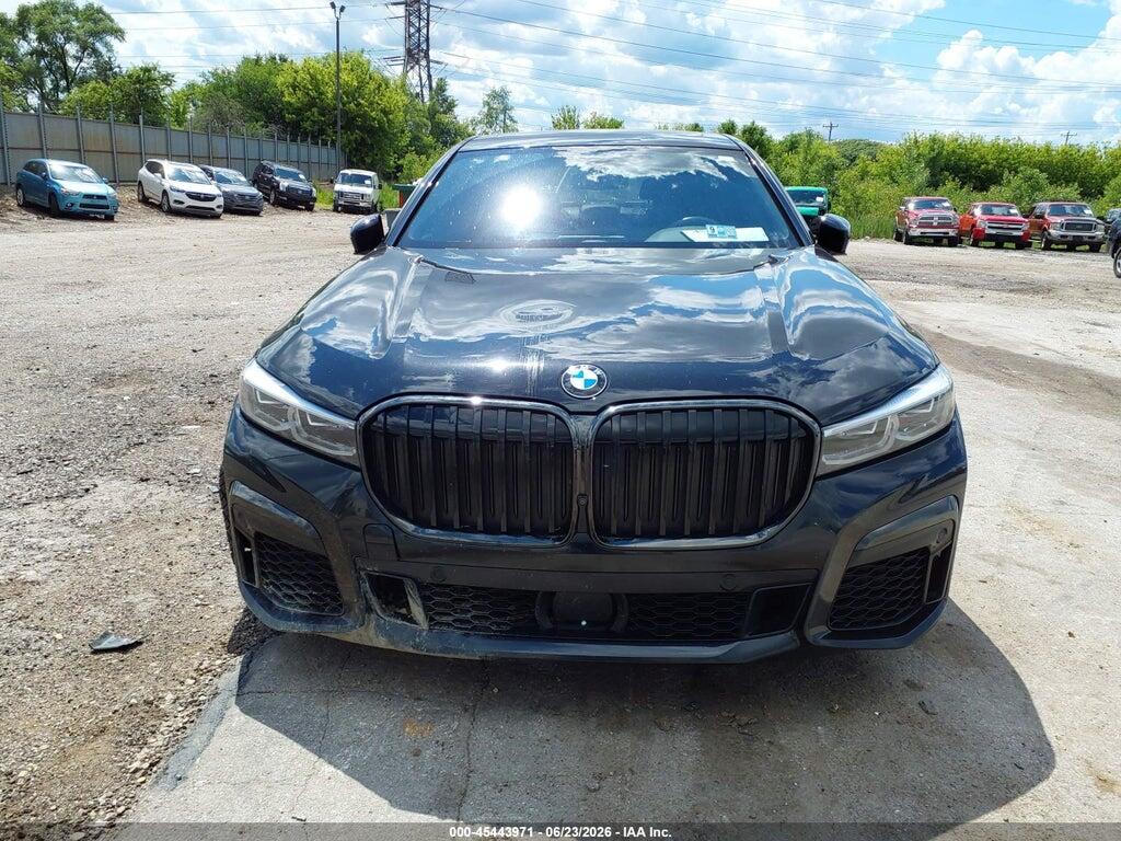 WBA7U2C08MCE47559 2021 BMW 750I photo no. 12