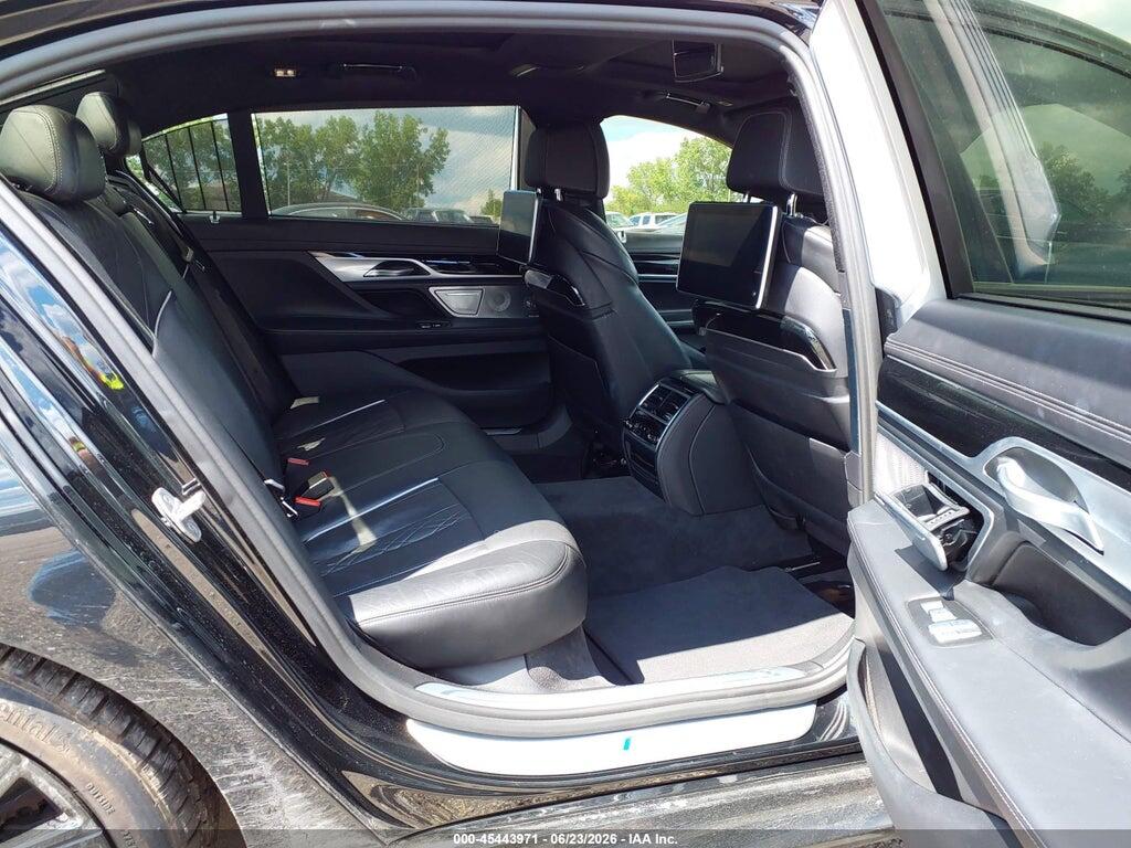 WBA7U2C08MCE47559 2021 BMW 750I photo no. 8