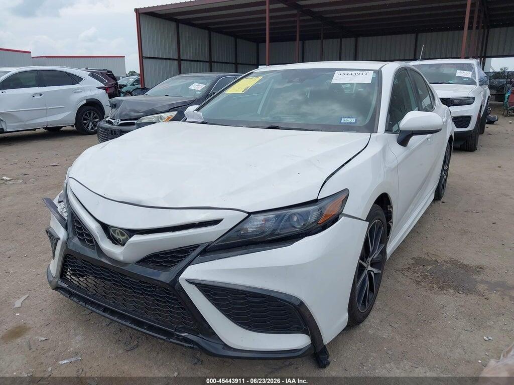 4T1G11AK2MU593954 2021 TOYOTA CAMRY photo no. 2