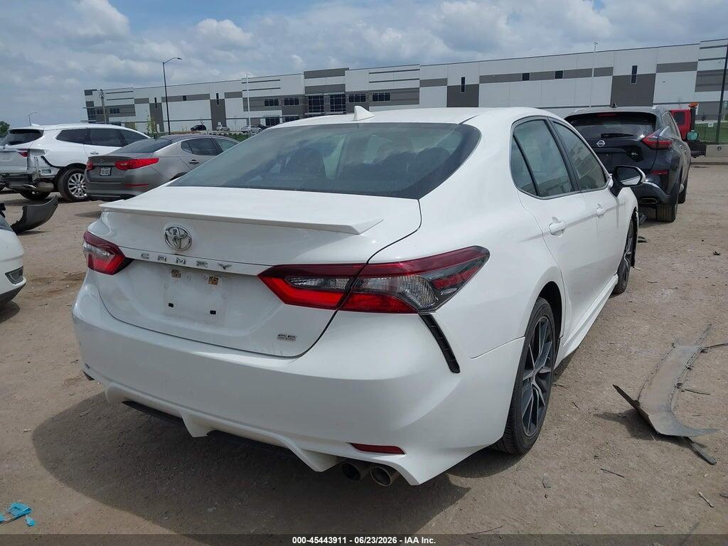 4T1G11AK2MU593954 2021 TOYOTA CAMRY photo no. 4