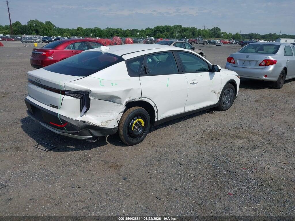 3KPFT4DE7SE201368 2025 KIA K4 photo no. 4