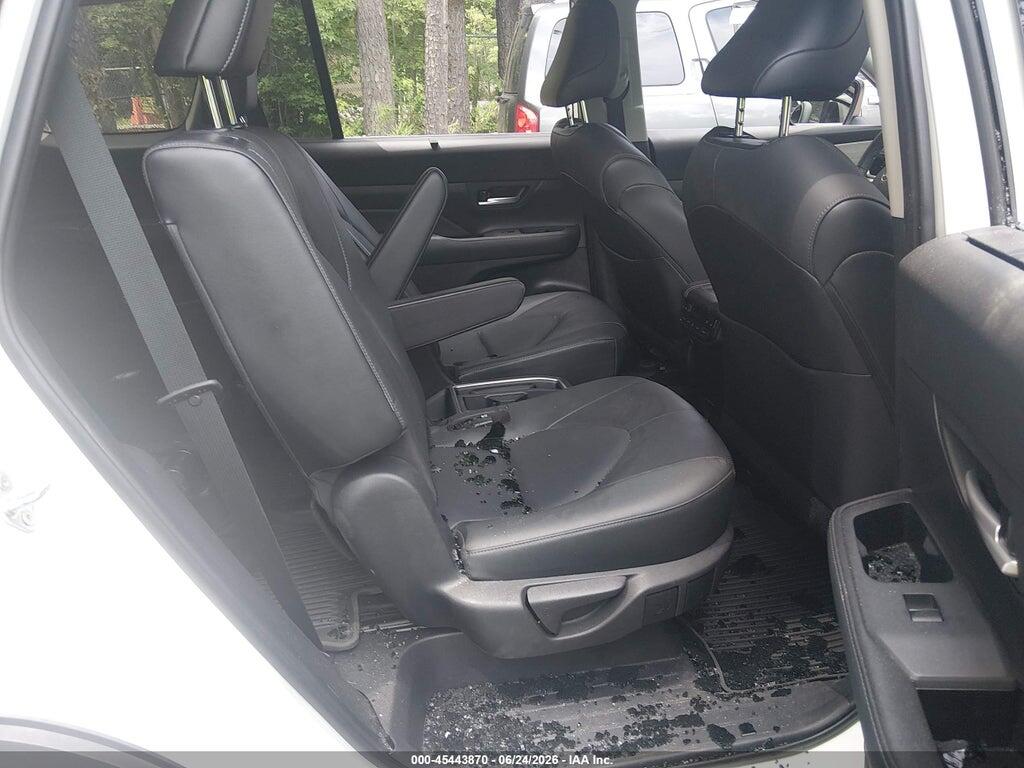 5TDAAAB5XRS043447 2024 TOYOTA GRAND HIGHLANDER photo no. 8