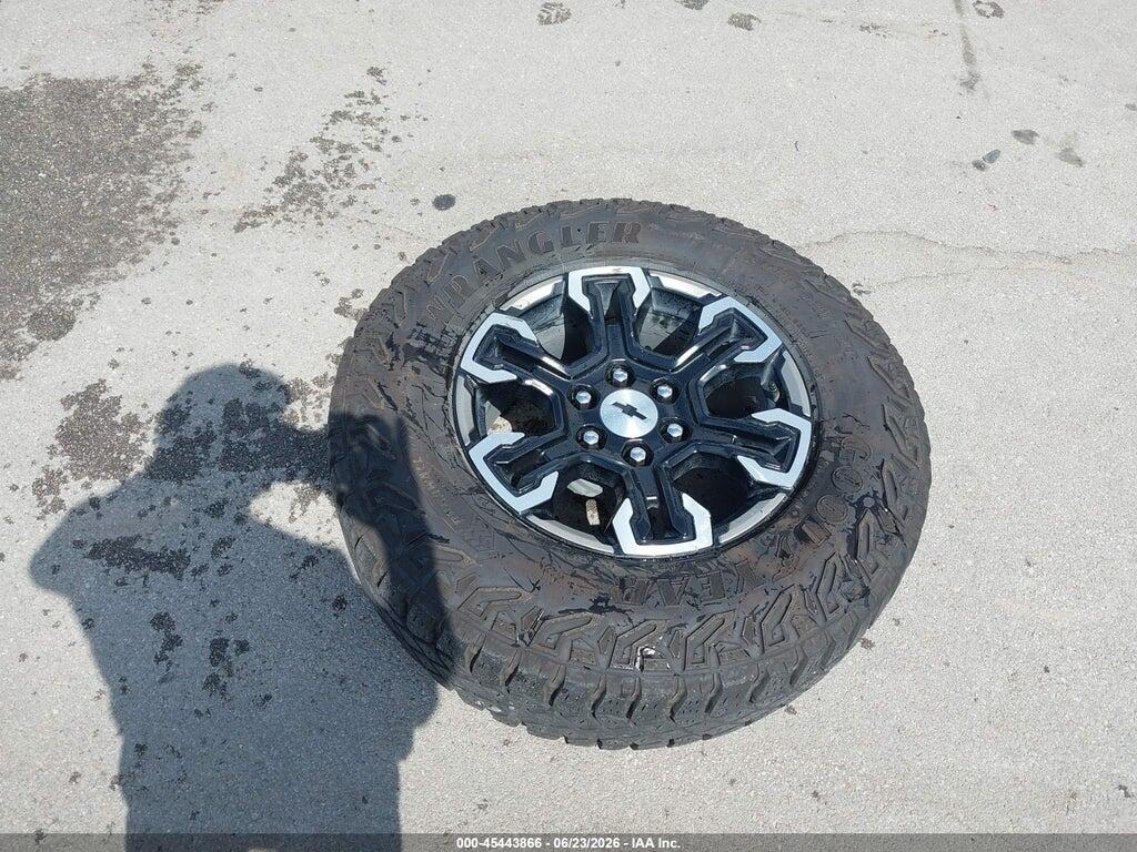 3GCUKHE85SG264547 2025 CHEVROLET SILVERADO 1500 photo no. 12
