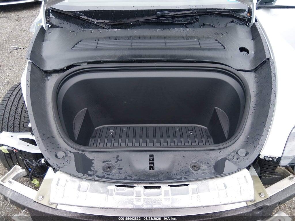 7SAYGDEF7RF046977 2024 TESLA MODEL Y photo no. 10