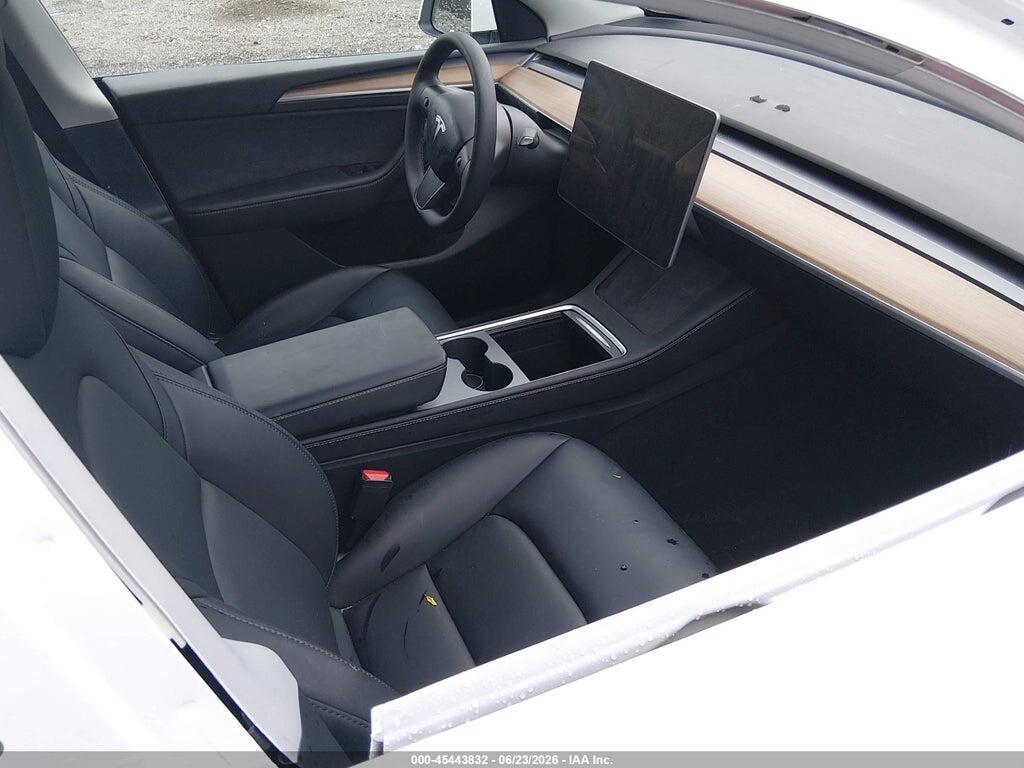 7SAYGDEF7RF046977 2024 TESLA MODEL Y photo no. 5