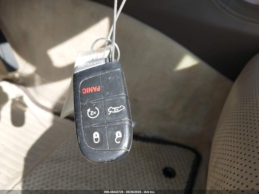 2C3CCAPT3CH256504 2012 CHRYSLER 300C photo no. 11