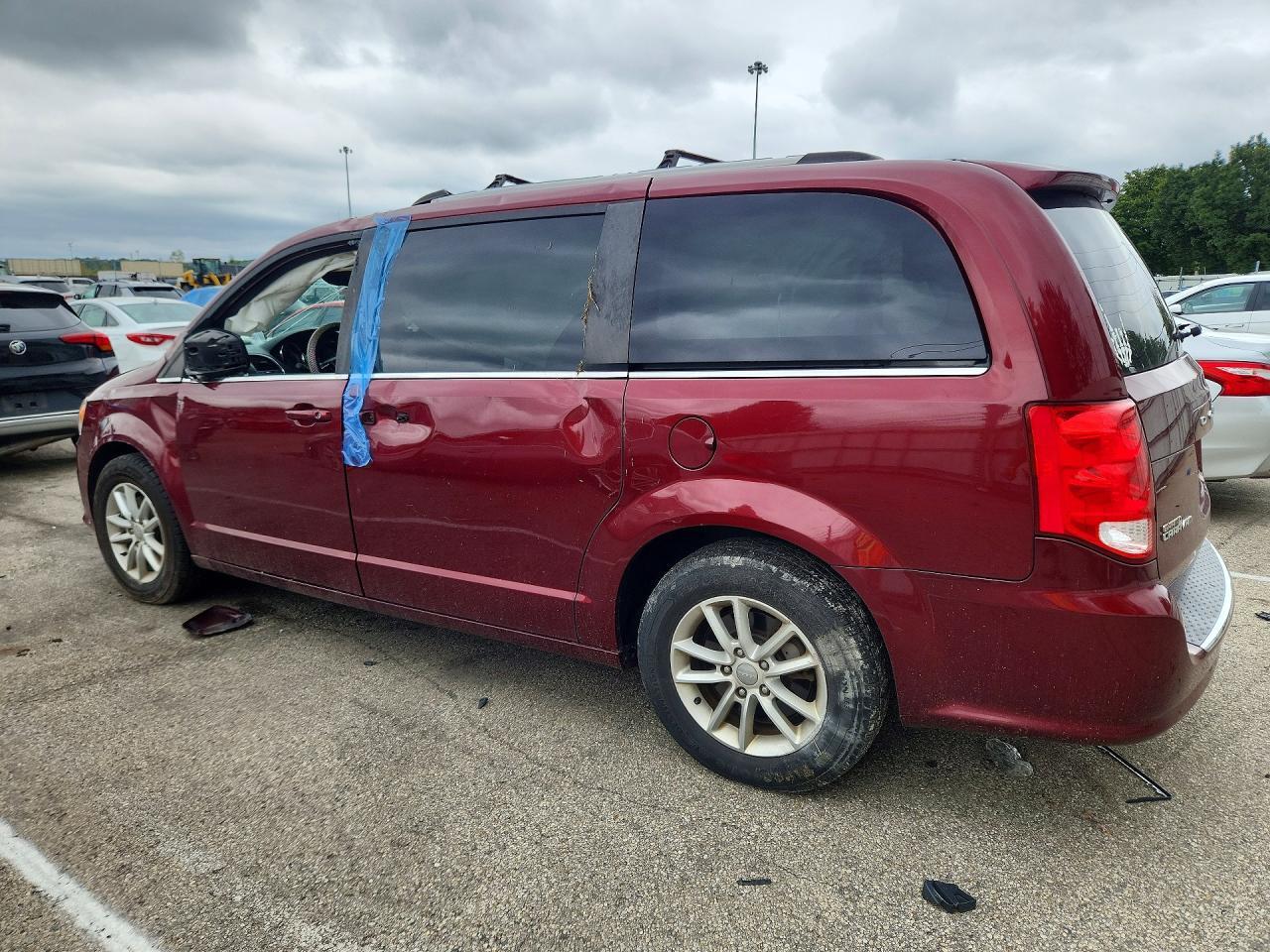 2019 DODGE GRAND CARAVAN SXT — Фото 2 из 13