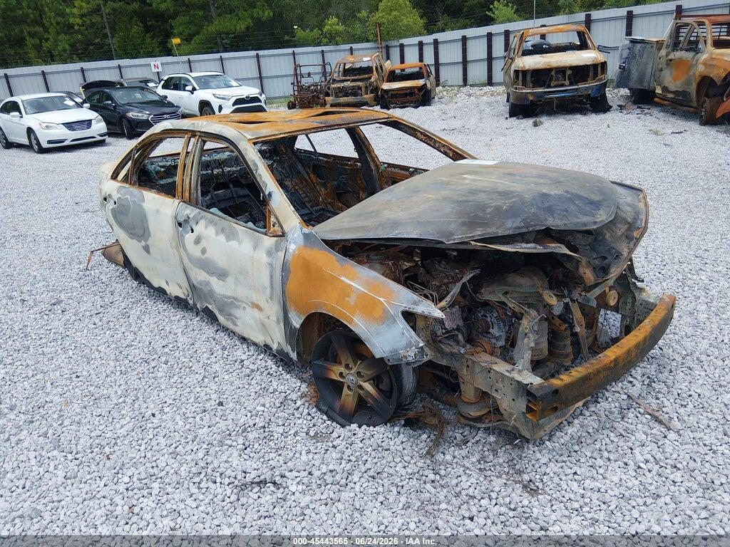 4T1BF1FK0DU293642 2013 TOYOTA CAMRY photo no. 1