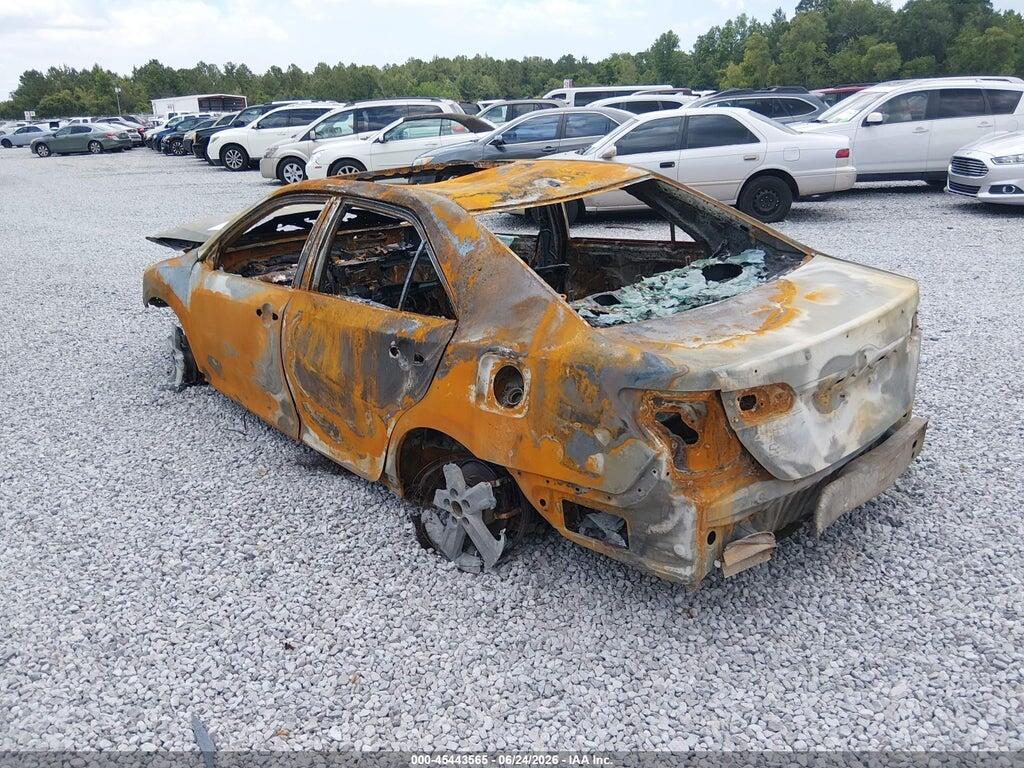 4T1BF1FK0DU293642 2013 TOYOTA CAMRY photo no. 3
