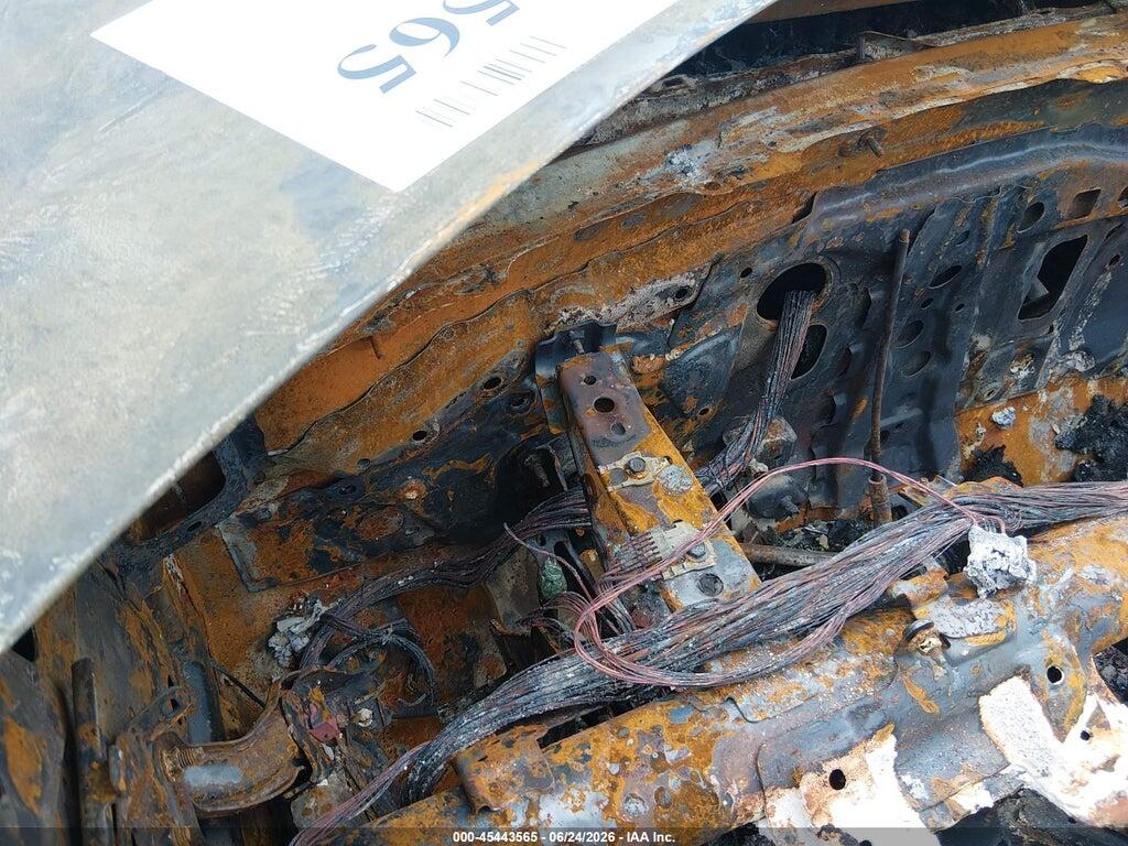 4T1BF1FK0DU293642 2013 TOYOTA CAMRY photo no. 9