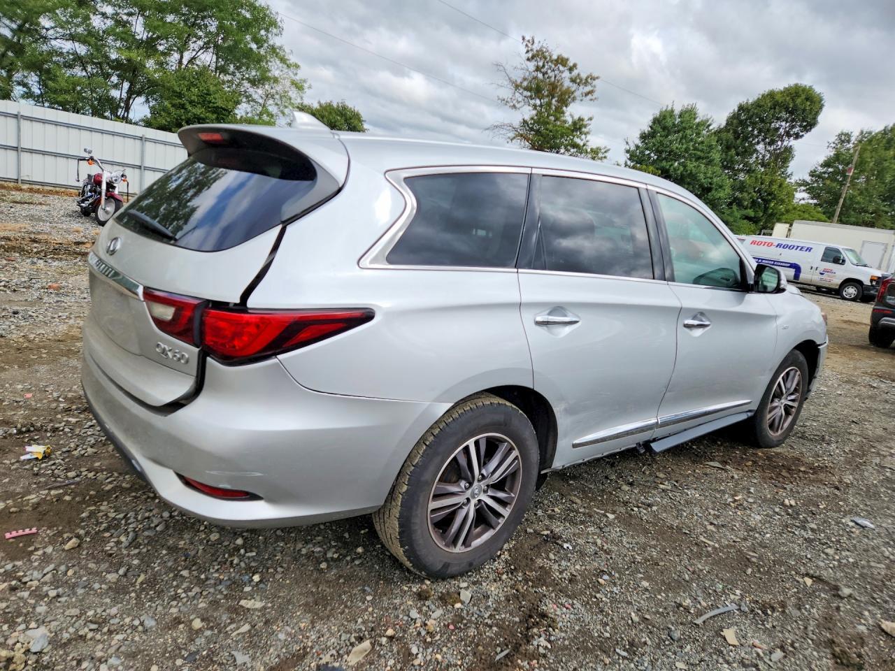 2019 INFINITI QX60 PURE — Фото 3 из 13