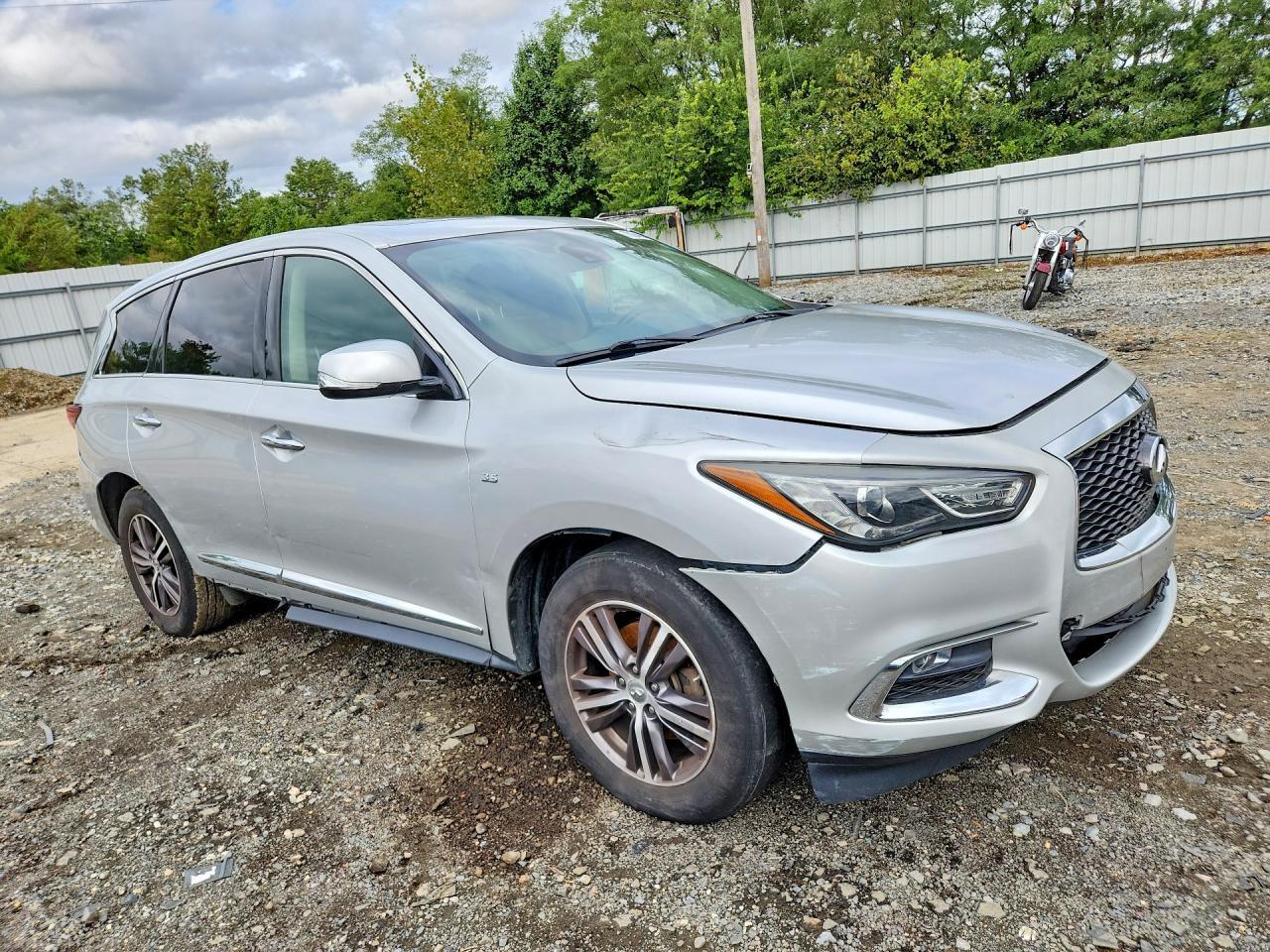 2019 INFINITI QX60 PURE — Фото 4 из 13