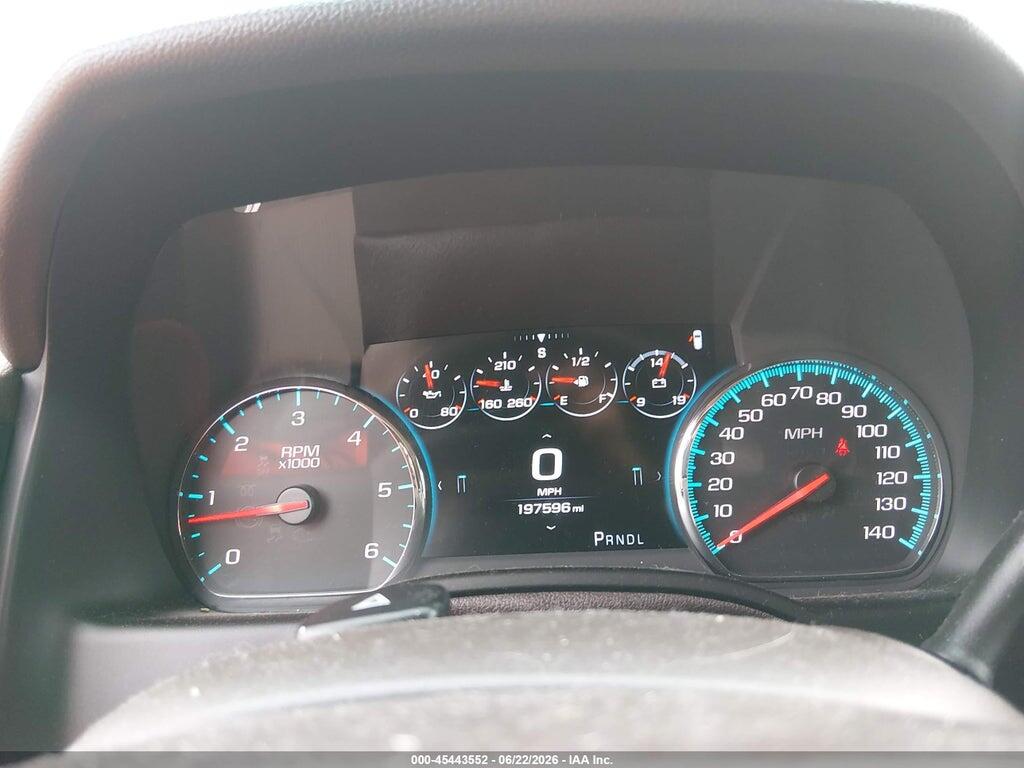 1GNSKHKC8HR329469 2017 CHEVROLET SUBURBAN photo no. 6