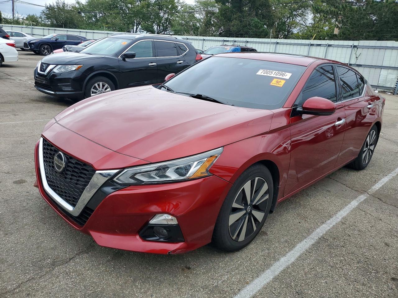 2019 NISSAN ALTIMA SV