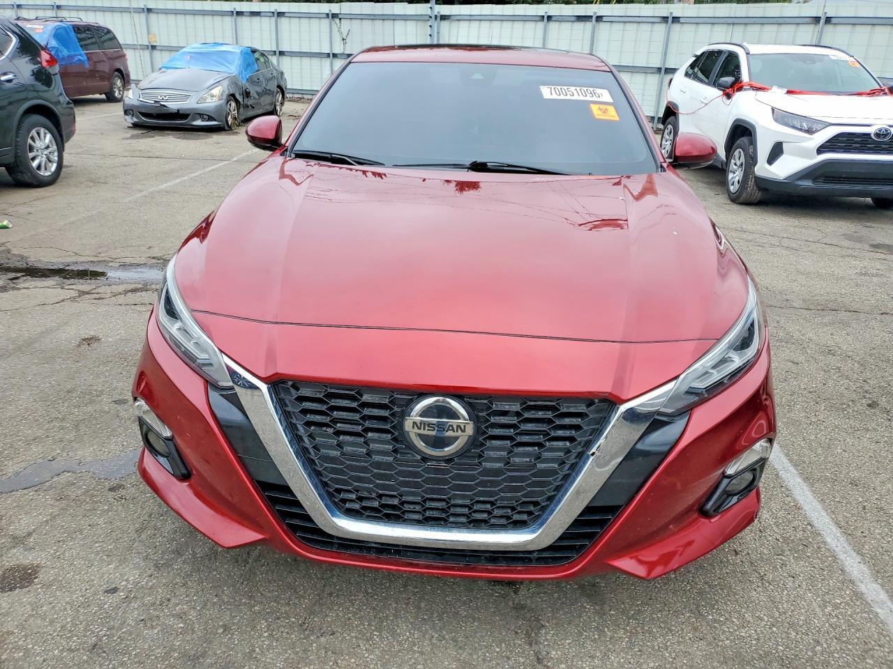 2019 NISSAN ALTIMA SV — Фото 5 из 12