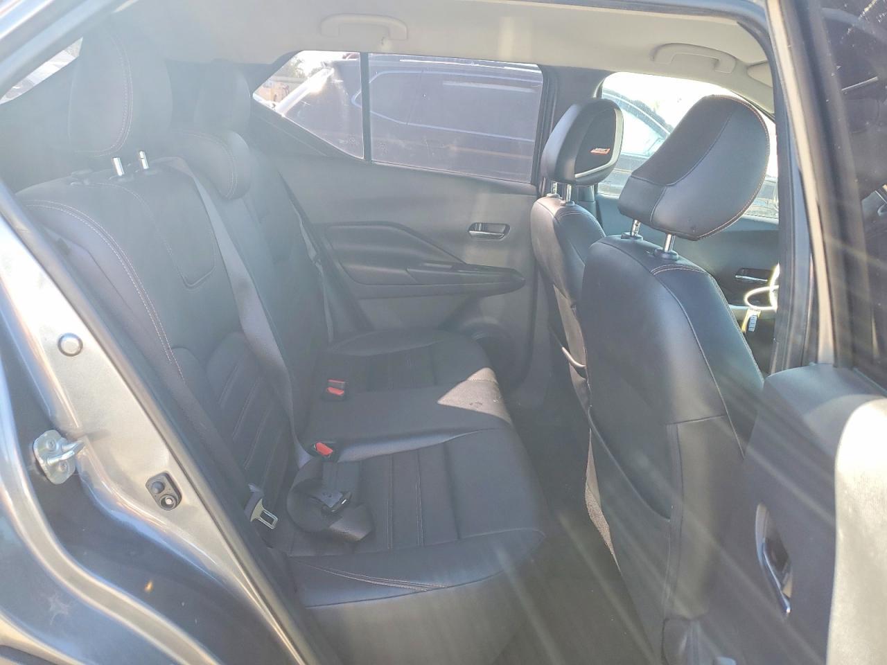 2019 NISSAN KICKS SR — Фото 11 из 13