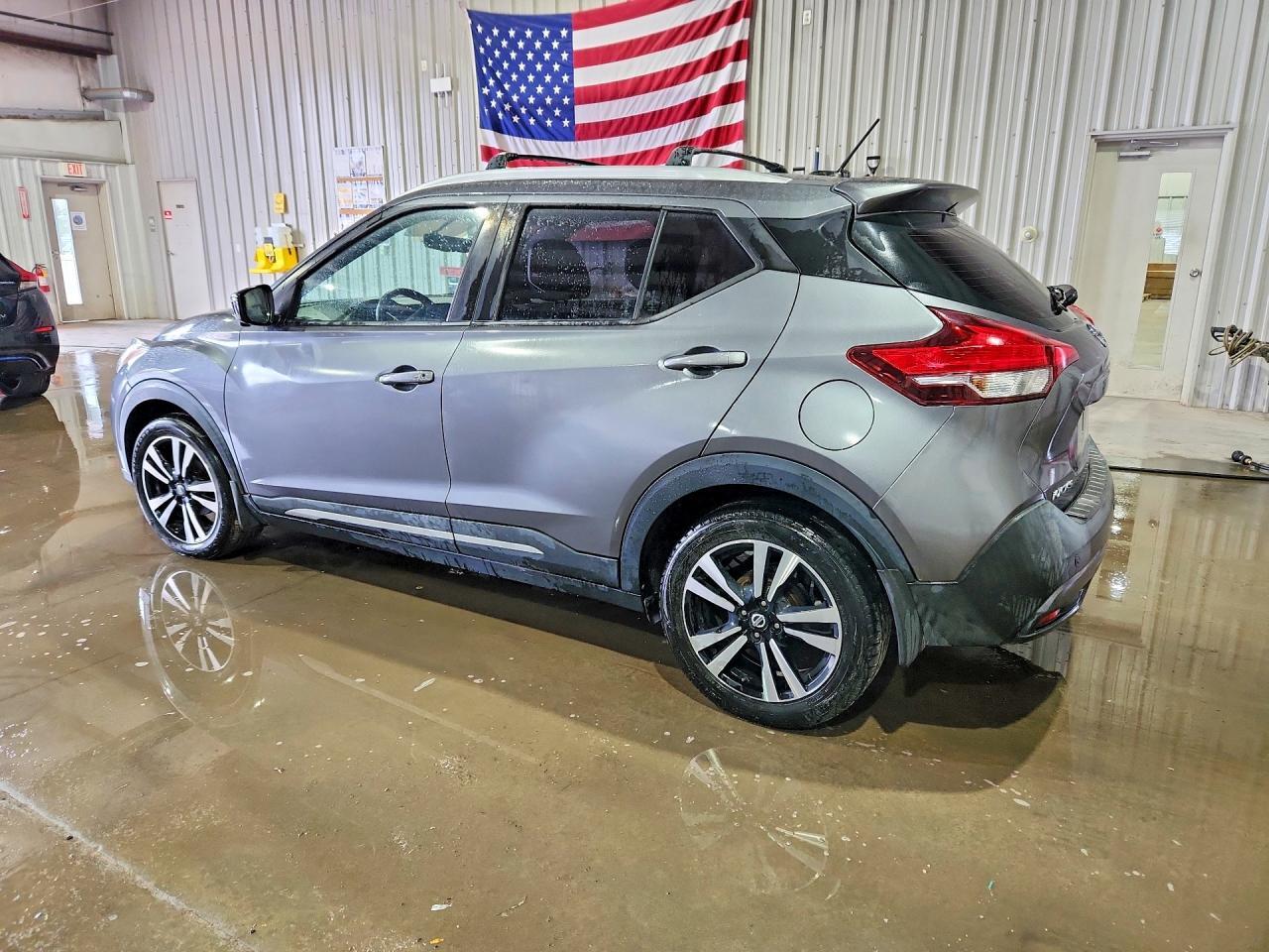 2019 NISSAN KICKS SR — Фото 2 из 13