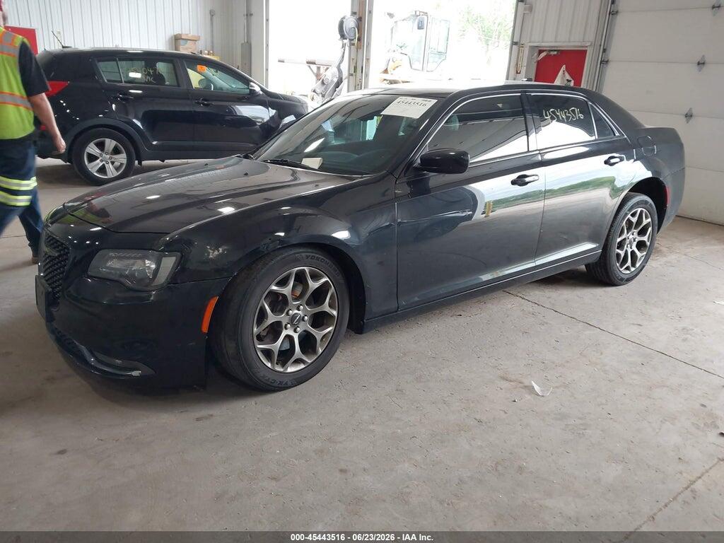 2C3CCAGG0GH183035 2016 CHRYSLER 300 photo no. 2