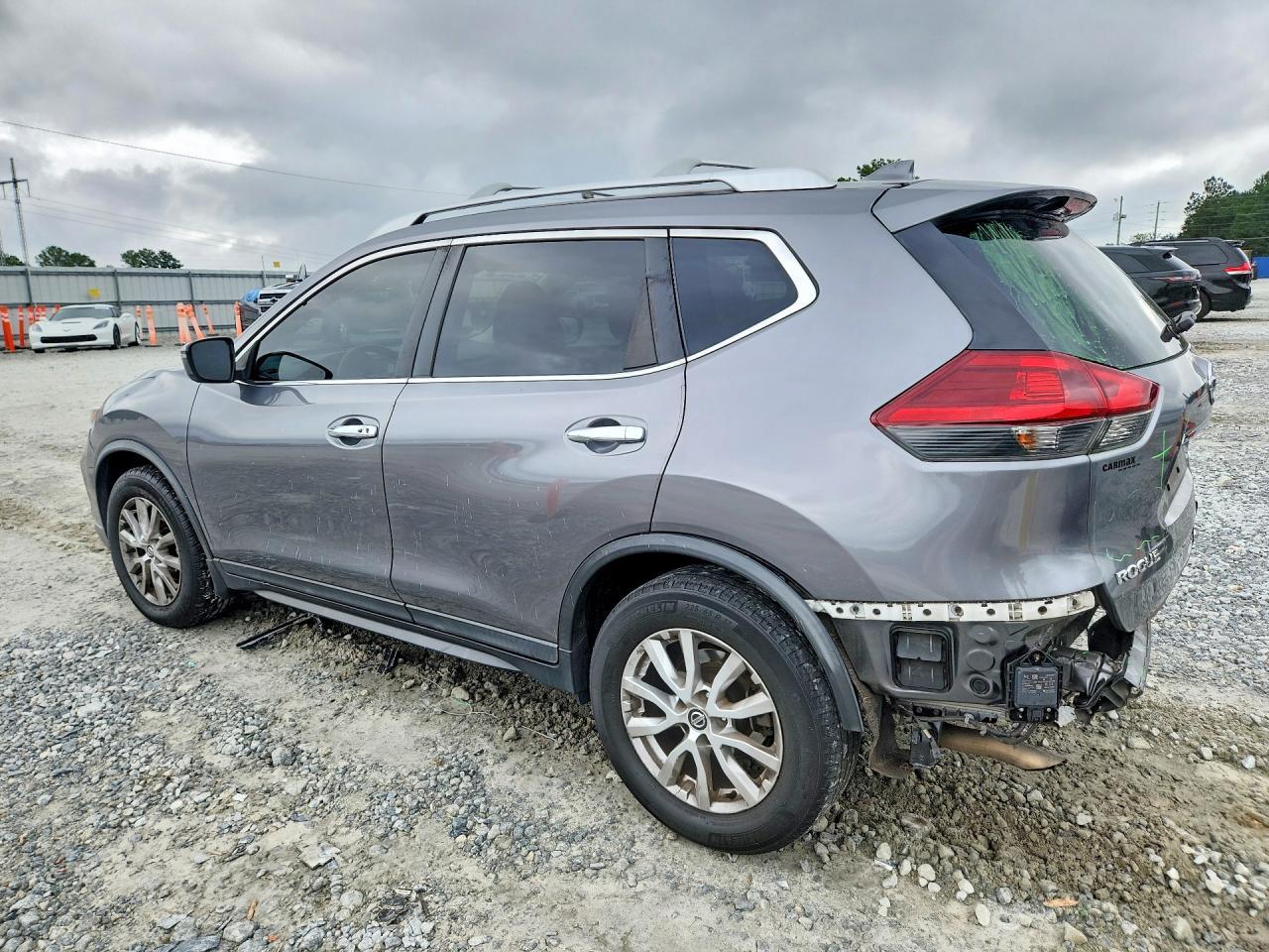 2019 NISSAN ROGUE SV — Фото 2 из 14