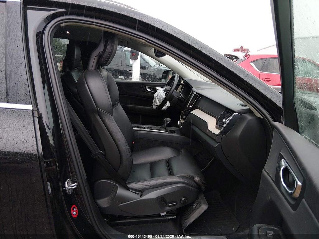 LYV102RL7JB118340 2018 VOLVO XC60 photo no. 5
