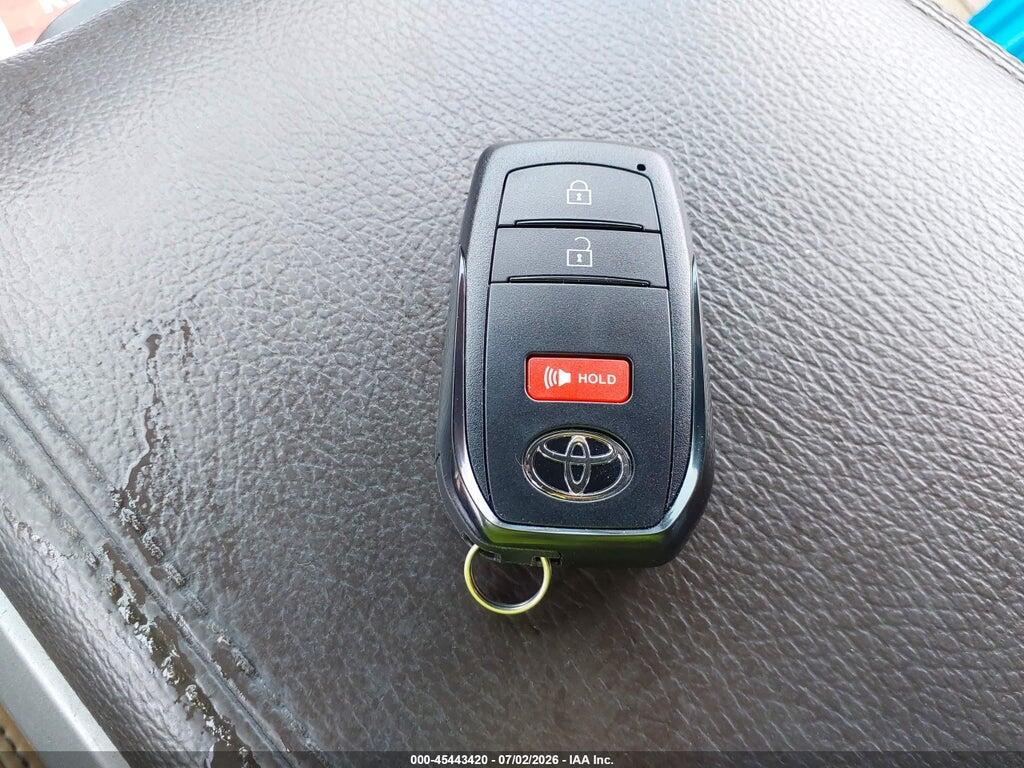 3TYKD5HN9RT008803 2024 TOYOTA TACOMA photo no. 11