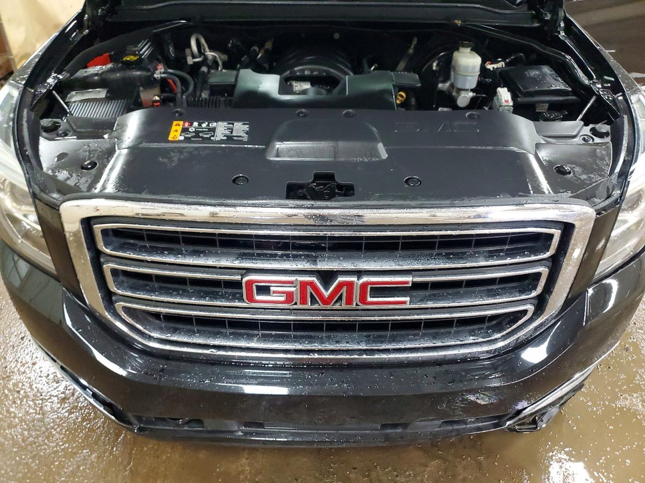 2020 GMC YUKON SLT — Фото 12 из 14