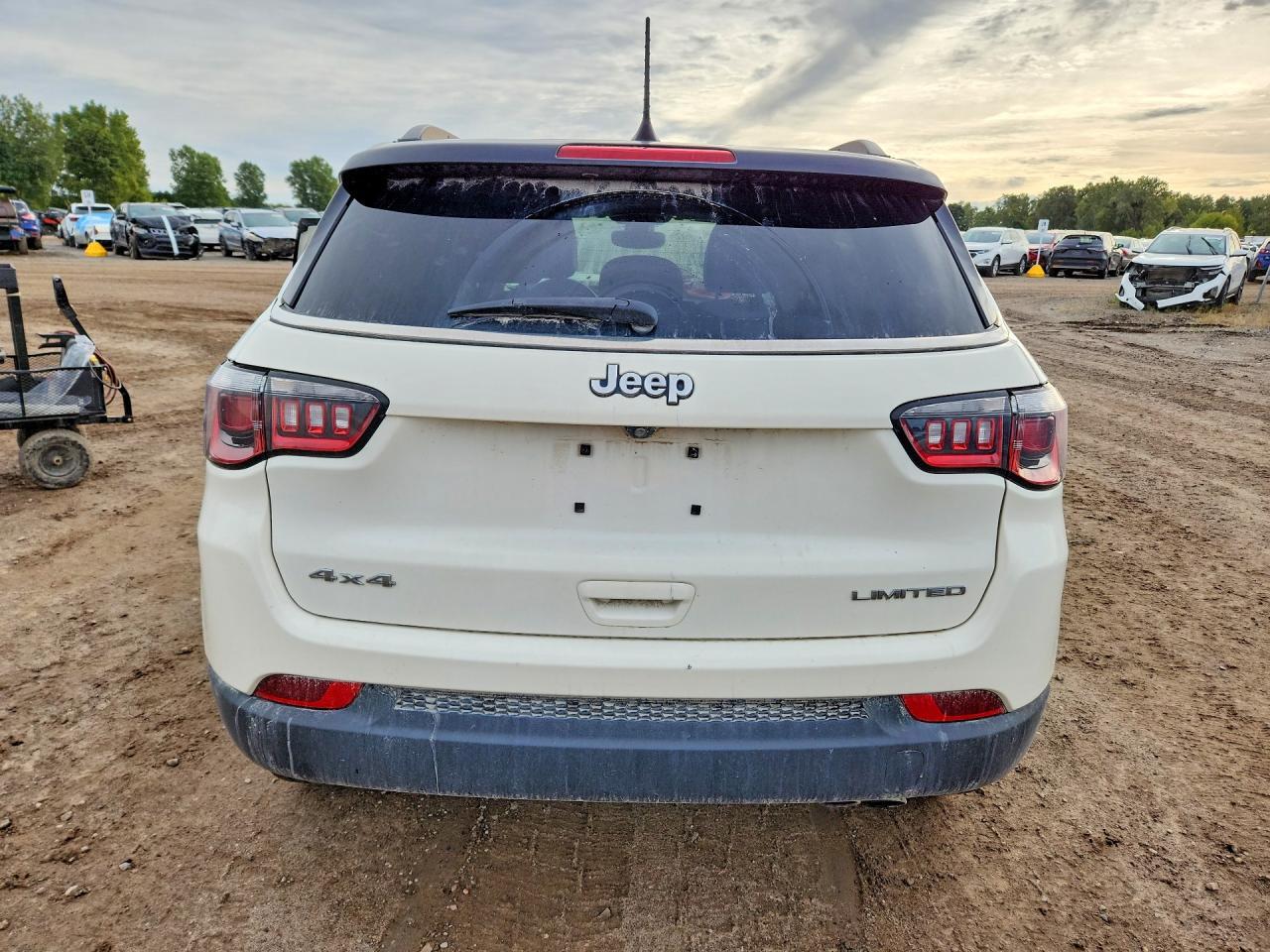 2020 JEEP COMPASS LIMITED — Фото 6 из 13
