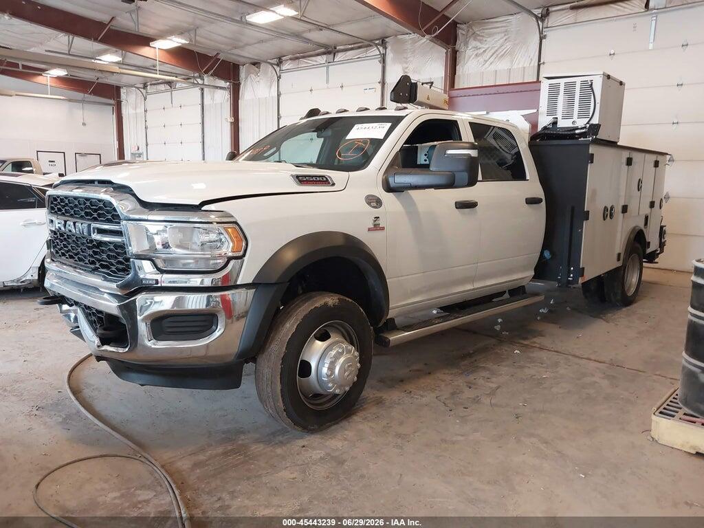 3C7WRNFL4RG182182 2024 RAM 5500 CHASSIS photo no. 2