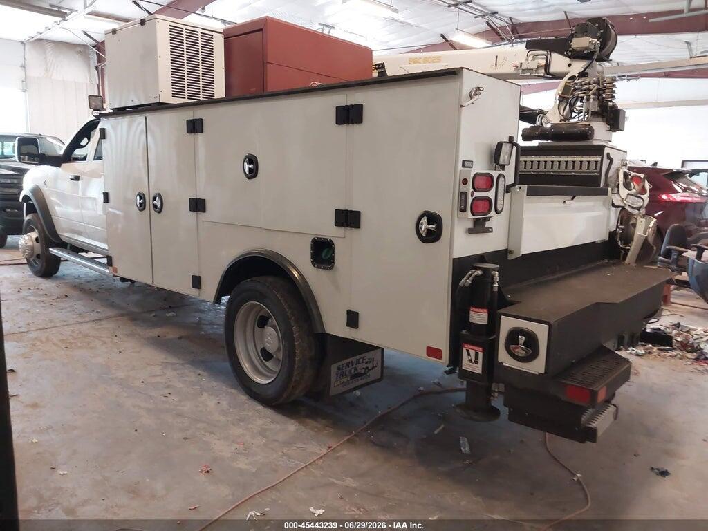 3C7WRNFL4RG182182 2024 RAM 5500 CHASSIS photo no. 3