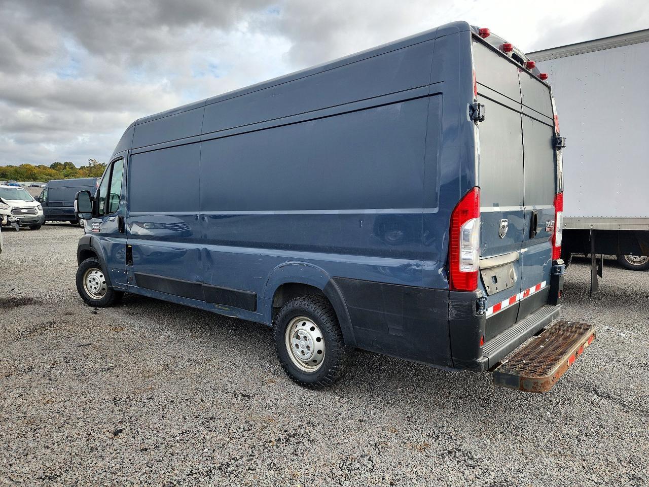 2020 RAM PROMASTER - DELIVERY VAN — Фото 2 из 13