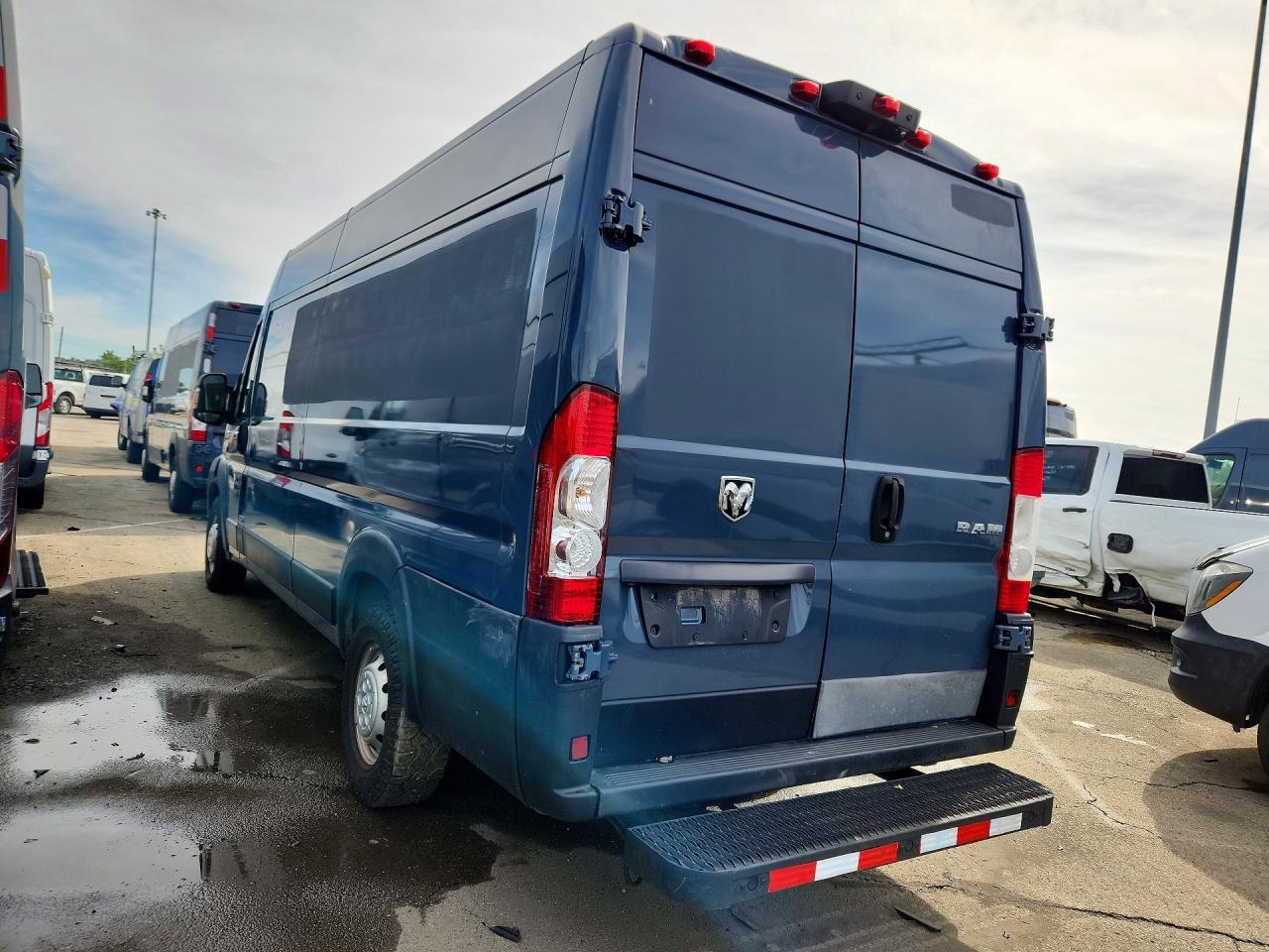 2020 RAM PROMASTER - DELIVERY VAN — Фото 2 из 12