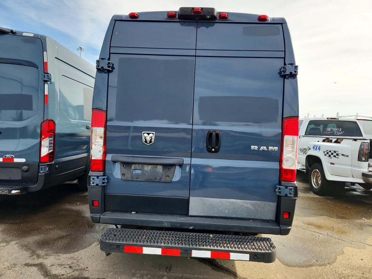 2020 RAM PROMASTER - DELIVERY VAN — Фото 6 из 12