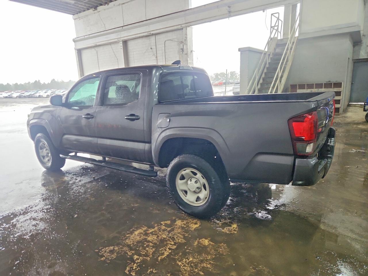 2020 TOYOTA TACOMA SR — Фото 2 из 12