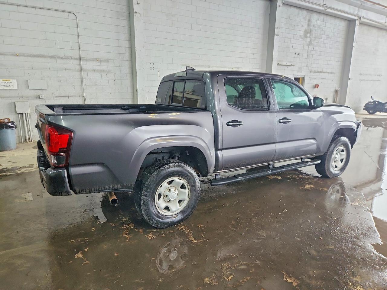 2020 TOYOTA TACOMA SR — Фото 3 из 12