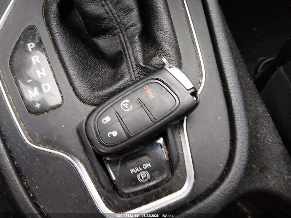 1C4PJMLB1LD569226 2020 JEEP CHEROKEE photo no. 11