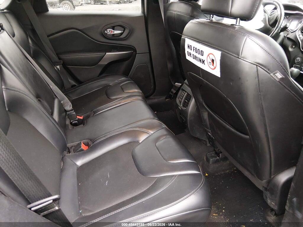 1C4PJMLB1LD569226 2020 JEEP CHEROKEE photo no. 8